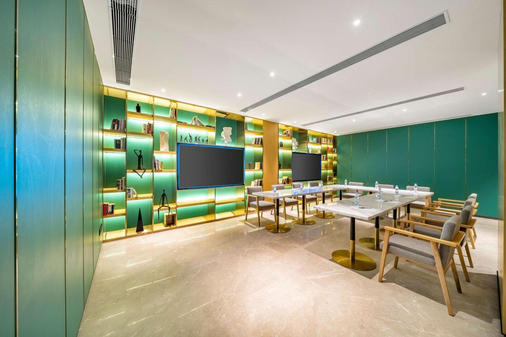 Hilton Garden Inn Chengdu Kuanzhai Alley Εξωτερικό φωτογραφία